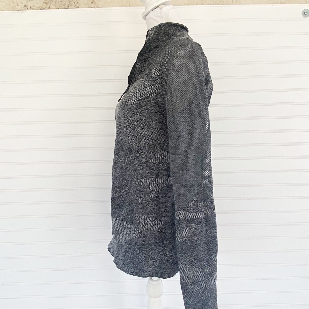 Activewear Stretch Jacket Size Large - image 3